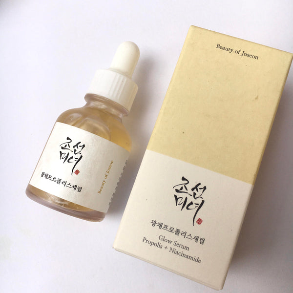 Beauty of Joseon Glow Serum with Propolis and Niacinamide hydrates and soothes irritated, uneven skin tone.